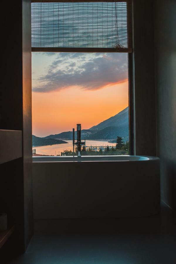 Carruba Boutique Hotel Kaş Esterno foto
